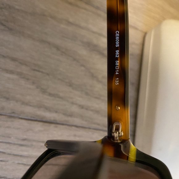 Chloe Tortoise/Green Sunglasses - Picture 4 of 5